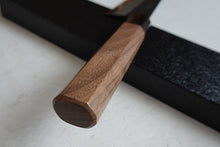 Charger l'image dans la galerie, CH012 - Couteau Japonais Wa-Santoku Zenpou noir  - Lame de 17cm en acier au carbone Aogami Super