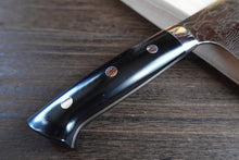 Charger l'image dans la galerie, CS211 - Couteau Japonais Santoku damas 33 couches finition diamant Saji - Lame de 18cm en acier R2
