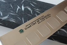 Charger l'image dans la galerie, CA008 - Couteau Japonais Gyuto Sakai Takayuki Grand Chef SP - Lame de 21cm en acier suédois