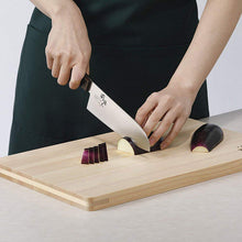 Charger l'image dans la galerie, CS017 Couteau Japonais Santoku Sekimagoroku Momoyama - Lame de 16.5cm en acier à haute teneur en inoxydable