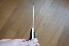 Charger l'image dans la galerie, CS208 - Couteau Japonais Santoku damas 33 couches Saji poignée verte - Lame de 18cm en acier Vg10