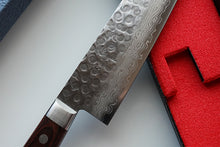 Charger l'image dans la galerie, CY203 - Couteau Japonais Santoku damas 17 couches martellé Zen-Pou - Lame de 18.5cm en acier Vg10