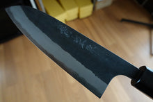 Charger l'image dans la galerie, CY301 - Couteau Japonais Santoku Yamamoto noir  - Lame de 16.5cm en acier au carbone Aogami Super